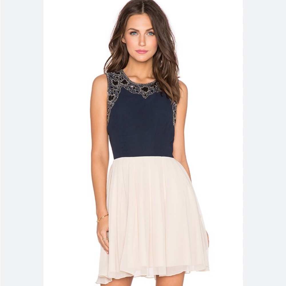 👗New Sequin ASOS Party Dress